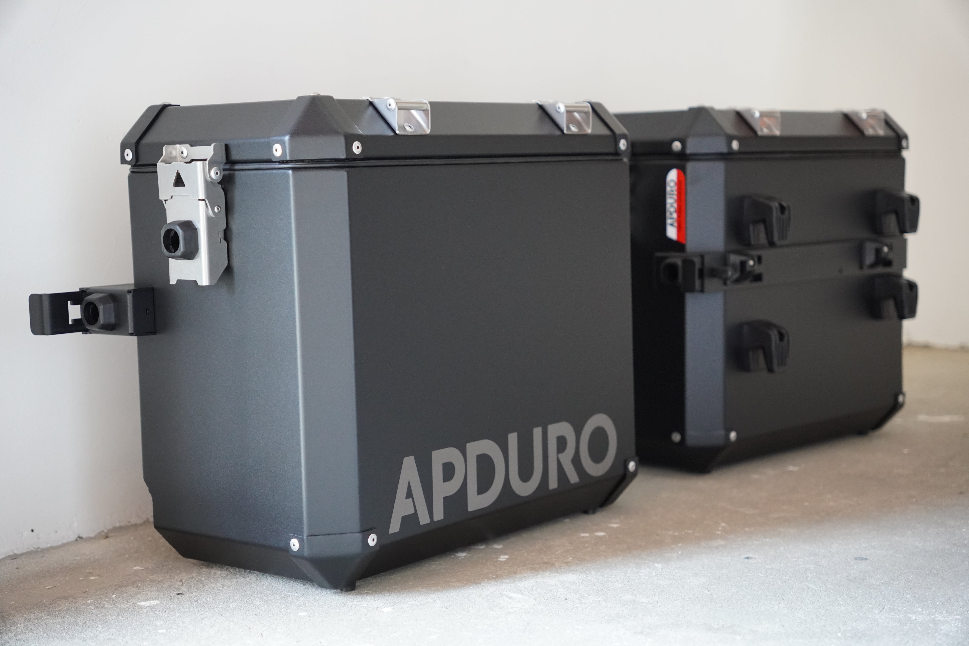 Wall bracket for APDURO 1300ADV OEM cases - APDURO